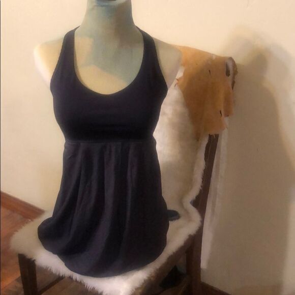 Lululemon tank top 6 (1940) - Picture 1 of 4